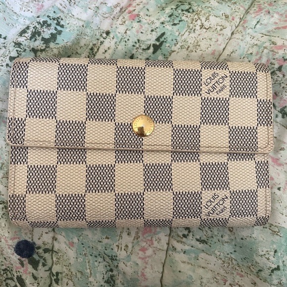 Louis Vuitton Damier Azur Alexandra Wallet - Picture 1 of 9
